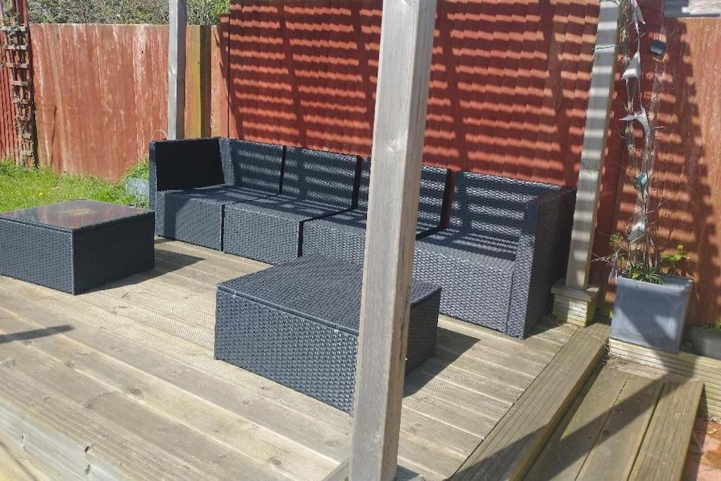 Cosy Garden Studio Room Minimum Two Night Booking 布赖顿 外观 照片